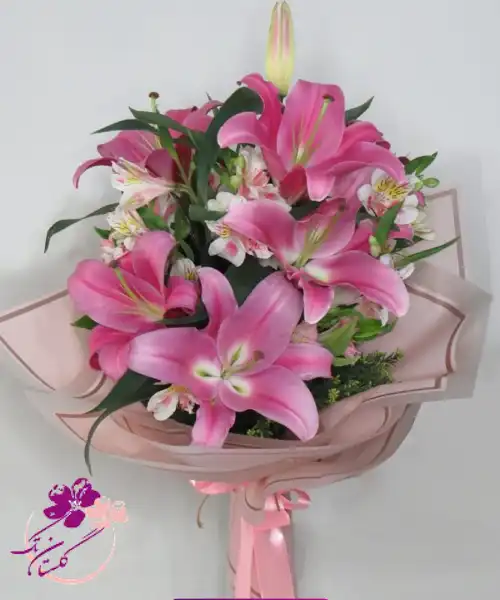 دسته گل تبریک لیلیوم